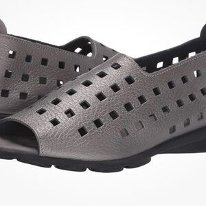 Arche Drick Metallic Leather Sandals Sz 11 Gray Women Zip Flats Comfy Casual